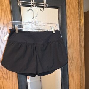 ZYIA Black Athletic Shorts Lightweight Scalloped Hem